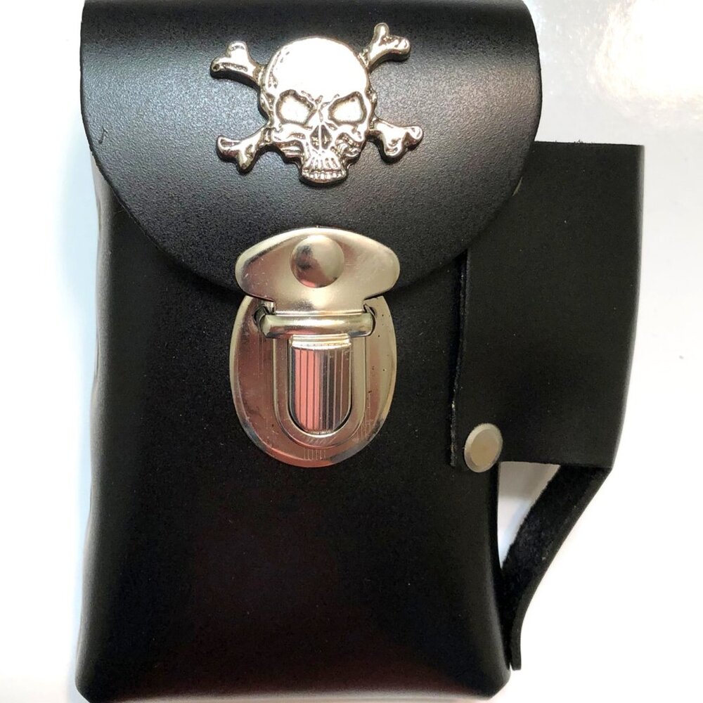 NWT Mascorro Black Skull & Crossbones Cigarette & Lighter Case